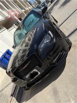 کرایسلەر 300